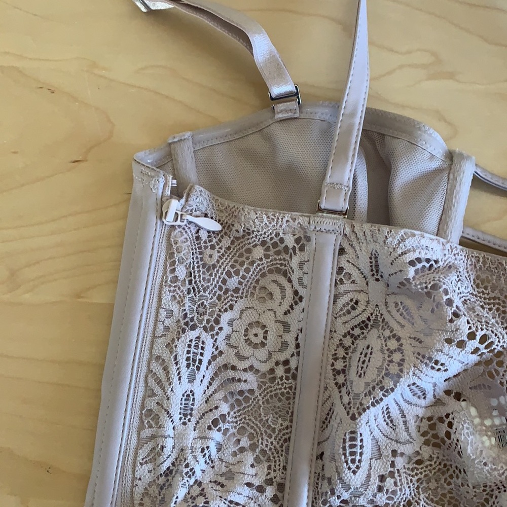 Victoria’s Secret Malibu Bustier - Picture 6 of 6